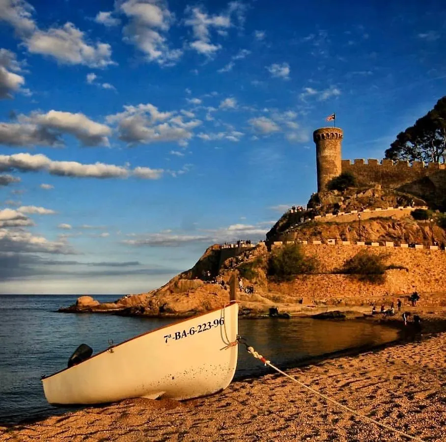 Ancora Frontbeach Luxury Apartment Tossa de Mar