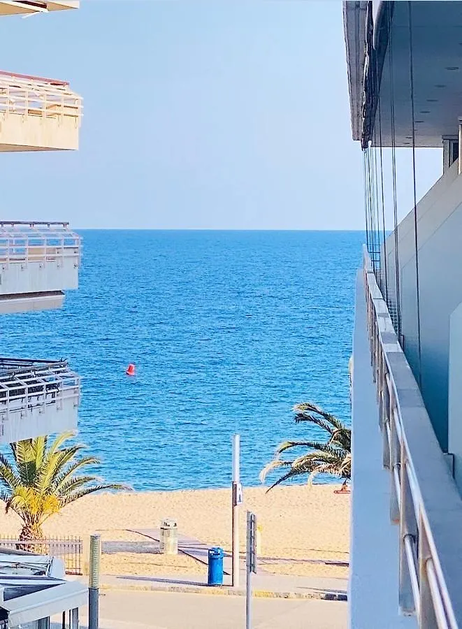 Ancora Frontbeach Luxury Apartment Tossa de Mar