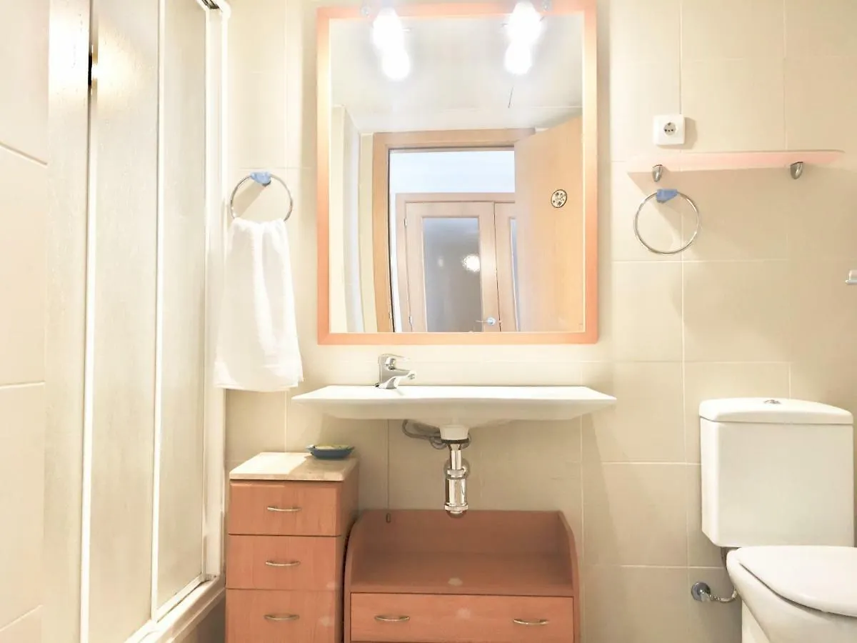 Ancora Frontbeach Luxury Apartment Tossa de Mar Spanje