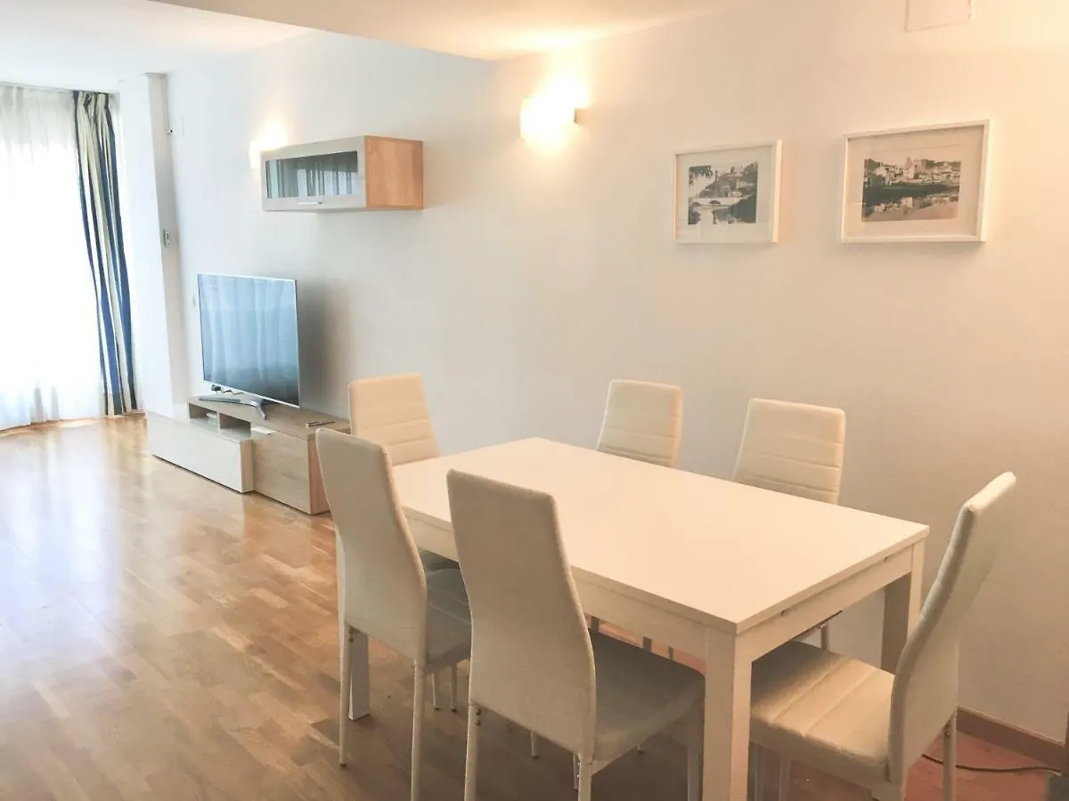Ancora Frontbeach Luxury Apartment Tossa de Mar